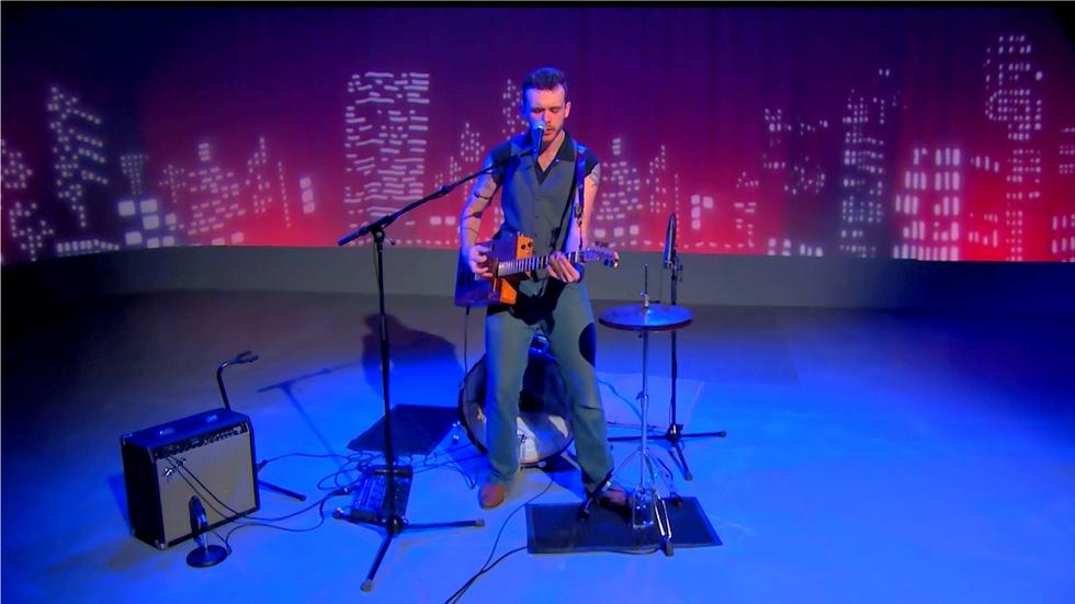 Dylan “Ragpicker” Allen performs Hip Shake image