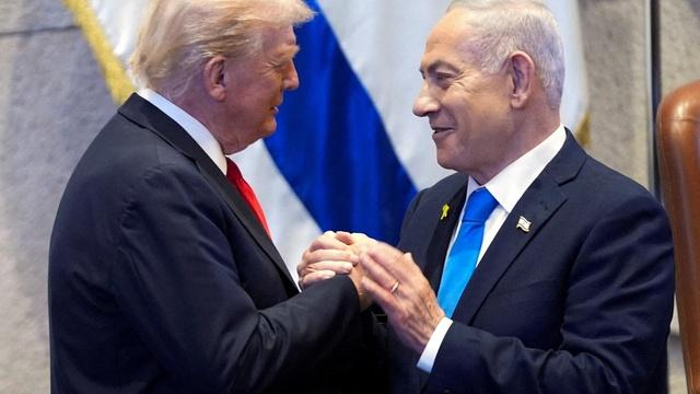 News Wrap: Trump urges Israeli president to pardon Netanyahu