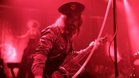 Video thumbnail: Front Row Boston The Claypool Lennon Delirium – Tomorrow Never Knows