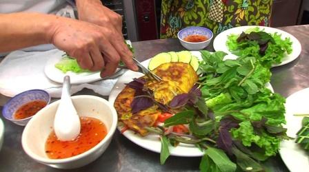 Video thumbnail: Neighborhood Kitchens Neighborhood Kitchens: Pho Le's Banh Xeo, Vietnamese Crepes