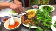 Neighborhood Kitchens: Pho Le's  Banh Xeo, Vietnamese Crepes