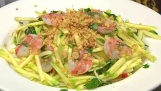 Neighborhood Kitchens: Pho Le's Goi Xoai