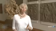 Web Extra: A Student Seance