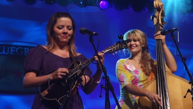 Della Mae, Dale Ann Bradley, & Laurie Lewis 