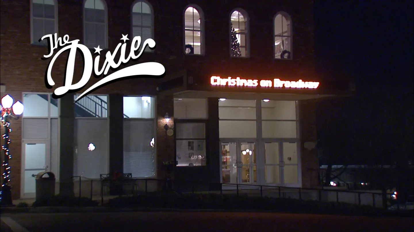 The Dixie Presents: Christmas on Broadway 2015