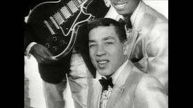 Video thumbnail: WMHT Specials Motown 25: Yesterday, Today, Forever | Smokey Robinson