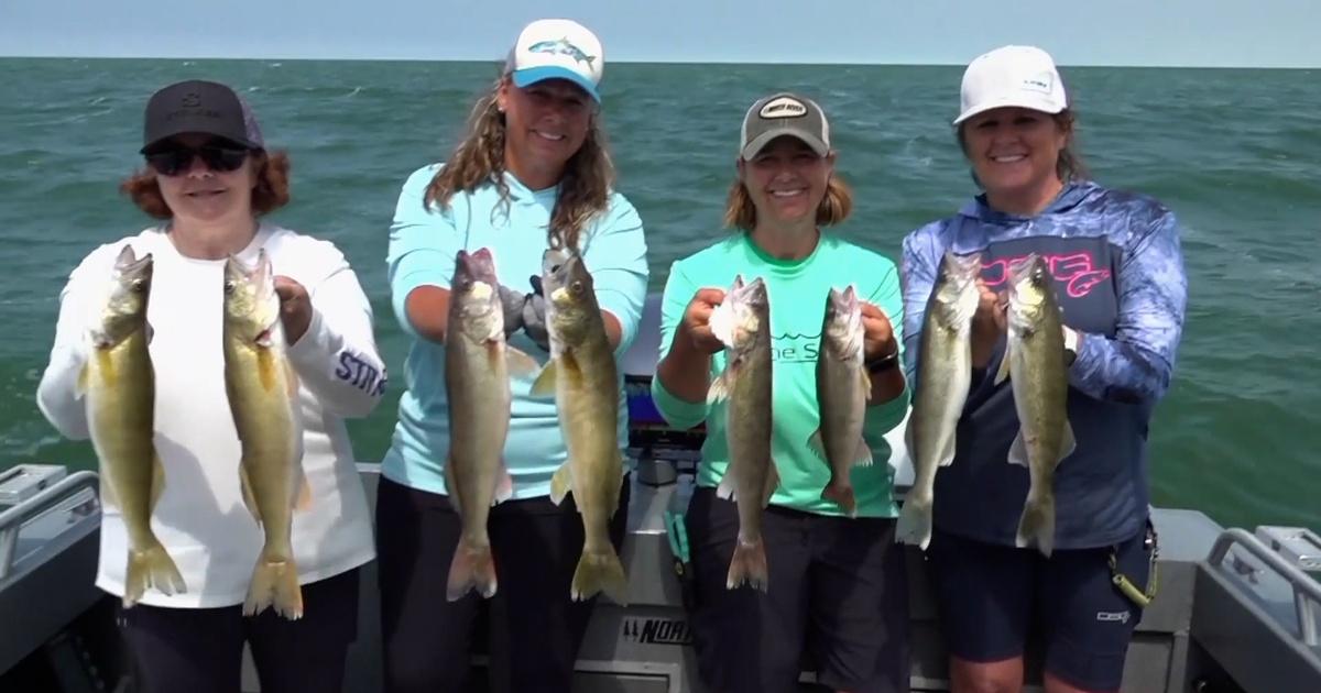 Michigan OutofDoors Bass on Crystal Lake, Walleye on Saginaw Bay