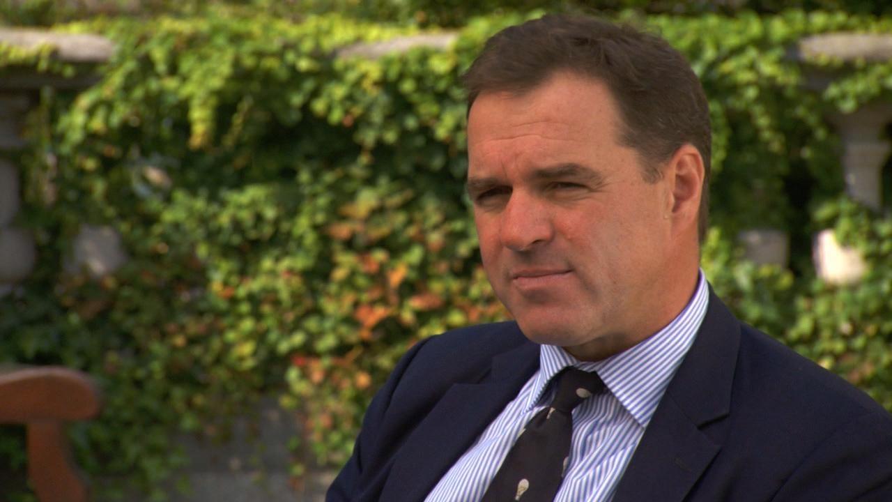 Niall Ferguson | Experts on Income Inequality
