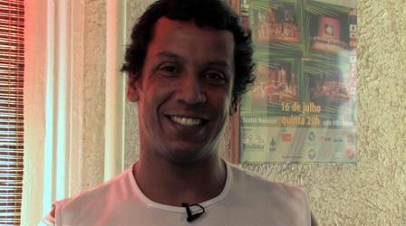 Video thumbnail: New York on the Clock Mestre Foca - Capoeira Instructor