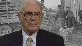 Video thumbnail: USI Community Read USI Big Read 2014 Chris Nix Interview