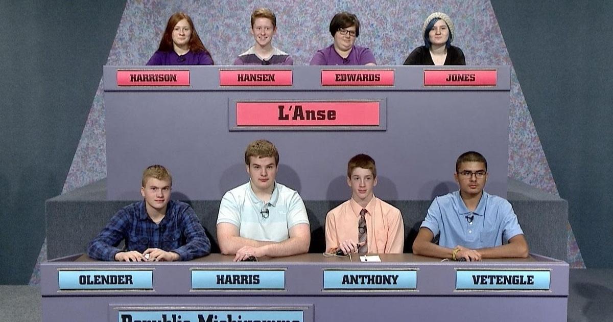 High School Bowl 3908 L’Anse vs RepublicMichigamme Season 39