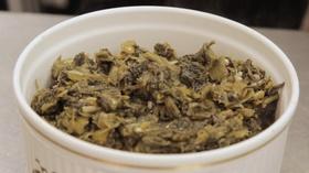 Video thumbnail: Columbus Neighborhoods Web Exclusive: Recipe for Southern-Style Cooked Greens