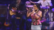 Web Extra: Lila Downs Sings ŰĎCuando Me Tocas TuŰ
