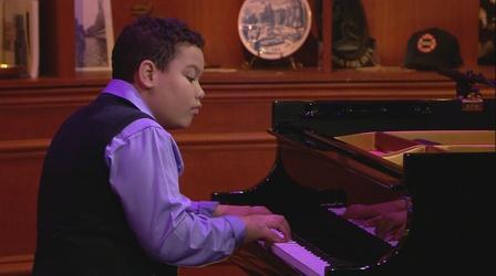 Video thumbnail: Chicago Tonight Web Extra: Joshua Mhoon Performs