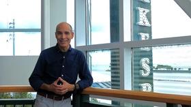 Video thumbnail: Chicago Tours with Geoffrey Baer Chicago Shakespeare Theater | Navy Pier