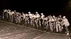 Video thumbnail: Chicago Tours with Geoffrey Baer Historic Bike Races