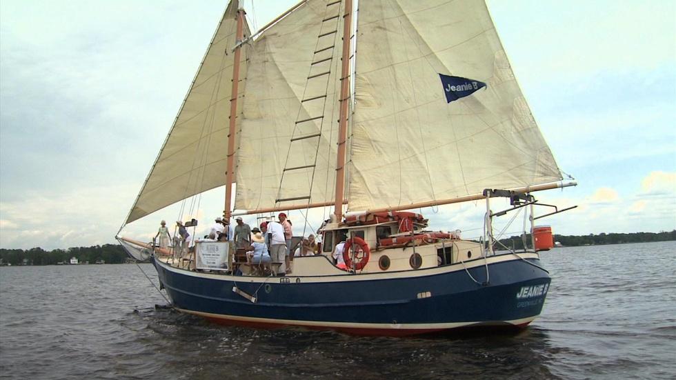 Schooner Jeanie B image