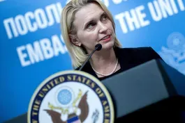 Ex-U.S. ambassador to Ukraine explains why she resigned