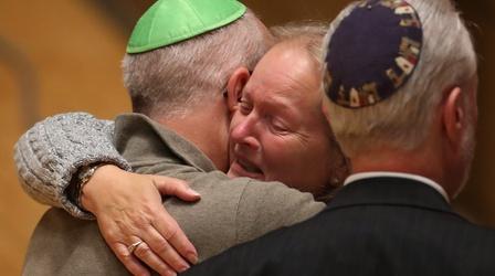 Video thumbnail: PBS NewsHour Pittsburgh honors synagogue victims through memorials, song