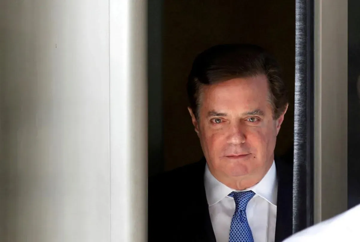 News Wrap: Lawyer says Cohen did discuss presidential pardon