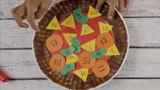Cómo hacer una manualidad de pizza con un plato de papel
