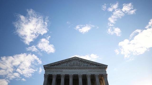 News Wrap: SCOTUS allows Texas to use new congressional map