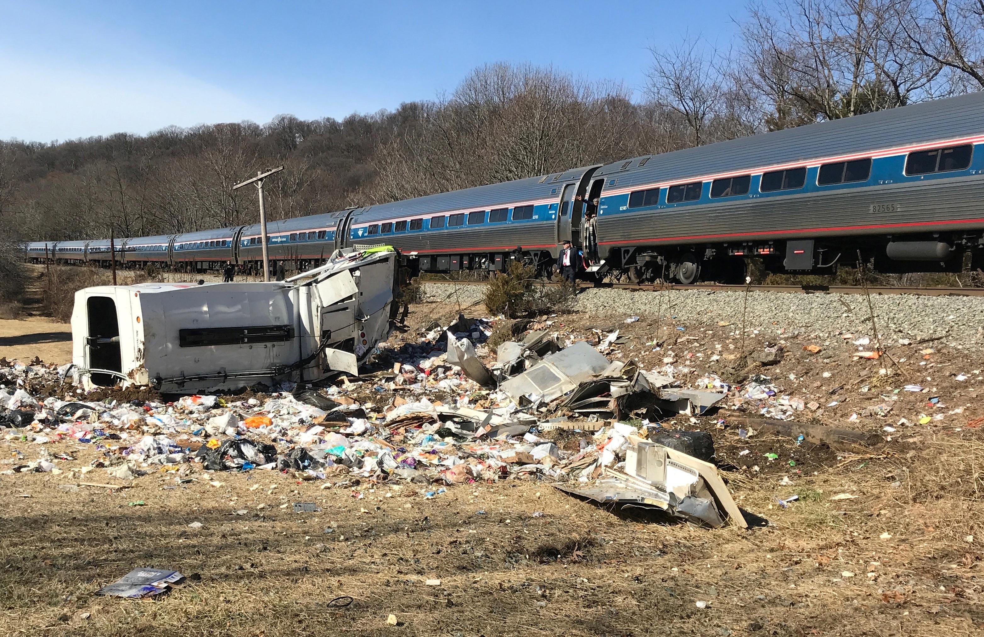 News Wrap: Train carrying GOP lawmakers collides with truck