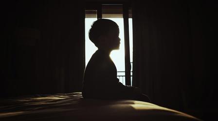 Video thumbnail: PBS NewsHour What oversight do foster homes for migrant children have?