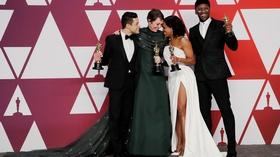 Video thumbnail: PBS NewsHour What these 2 film critics think of 'Green Book' complaints