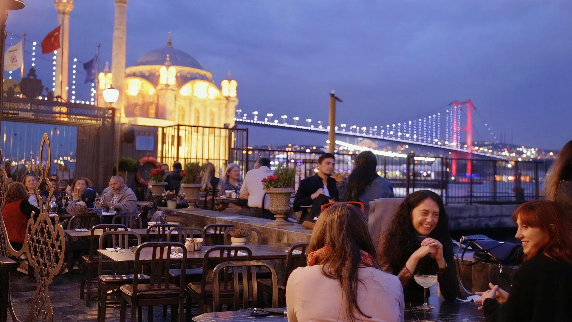 Film director, Sezen, chooses to stay in Istanbul to tell stories reflecting her culture.