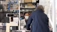 Pharmacists can now prescribe COVID-19 pill