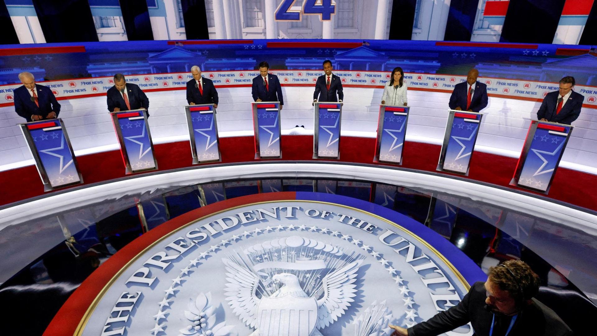 GOP hopefuls try to take spotlight from Trump at 2nd debate | PBS News ...