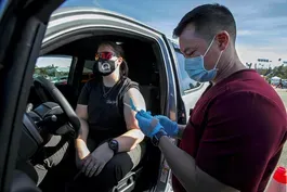 Companies try to avoid bottleneck in vaccine distribution