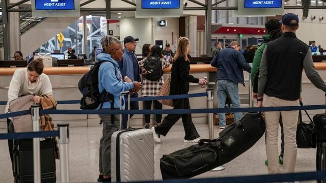 Travelers brace for disruptions as FAA cuts air traffic
