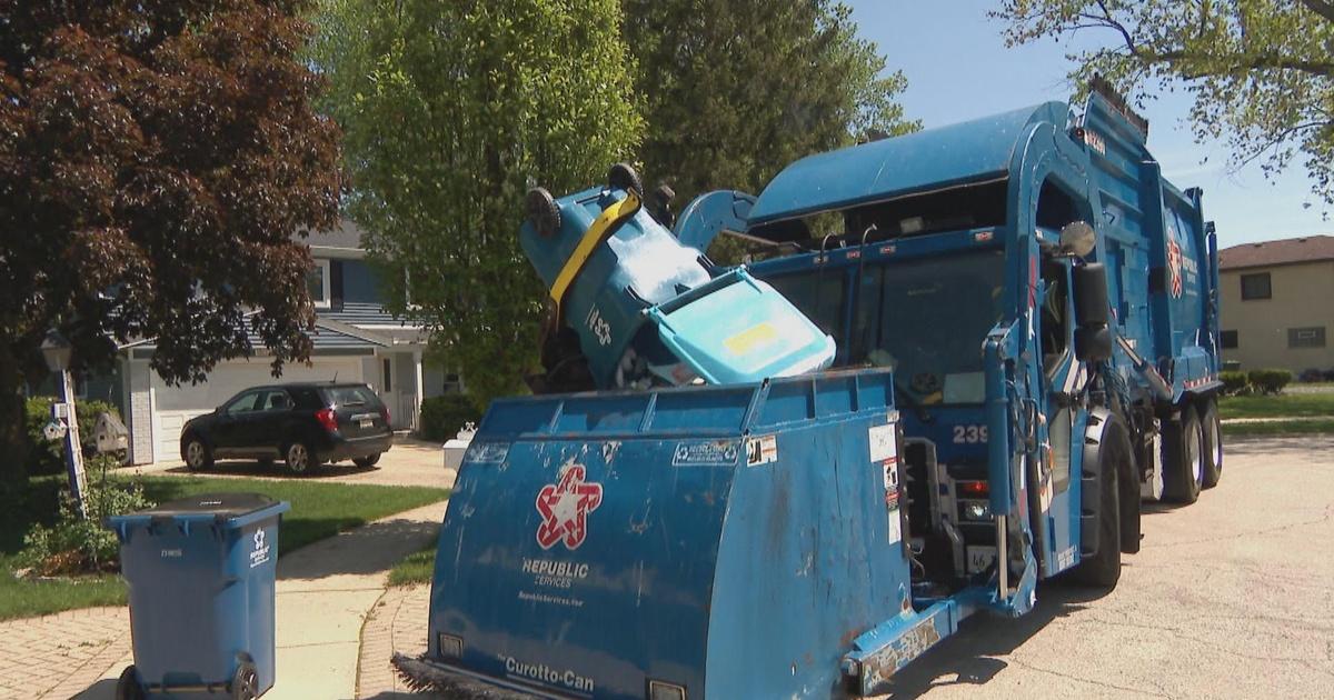 Chicago Tonight Latino Voices Meet the Illinois Garbage Collector