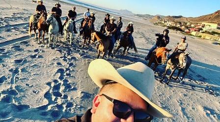 Video thumbnail: Crossing South Horses by Jose & Mariscos el Cata