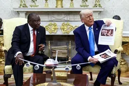 Trump confronts South African president with baseless claims