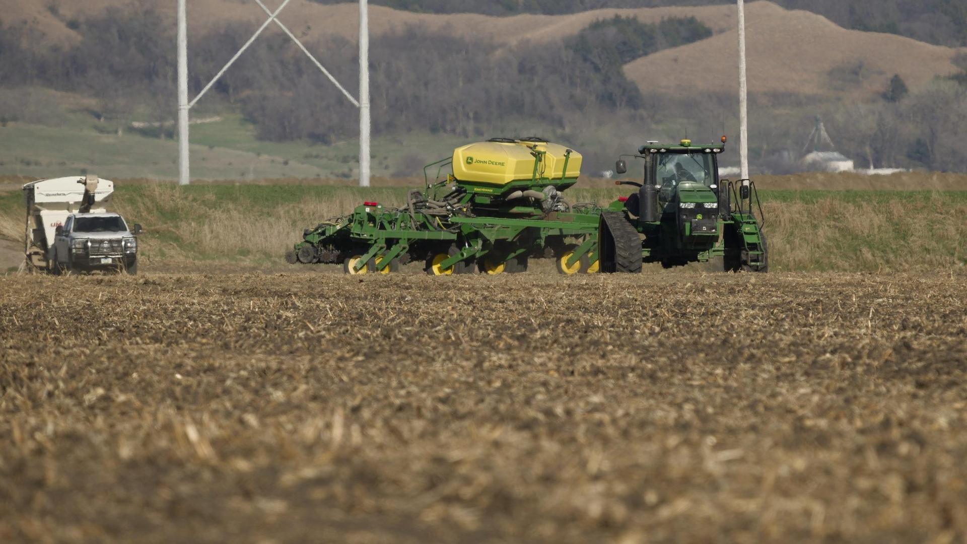 Surging diesel prices put Iowa in play this election cycle | PBS News ...