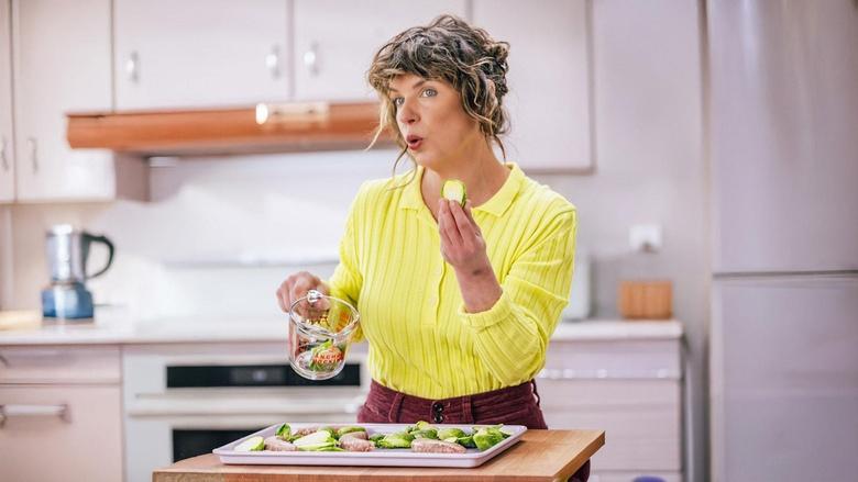 Kitchen Curious with Vivian Howard Image