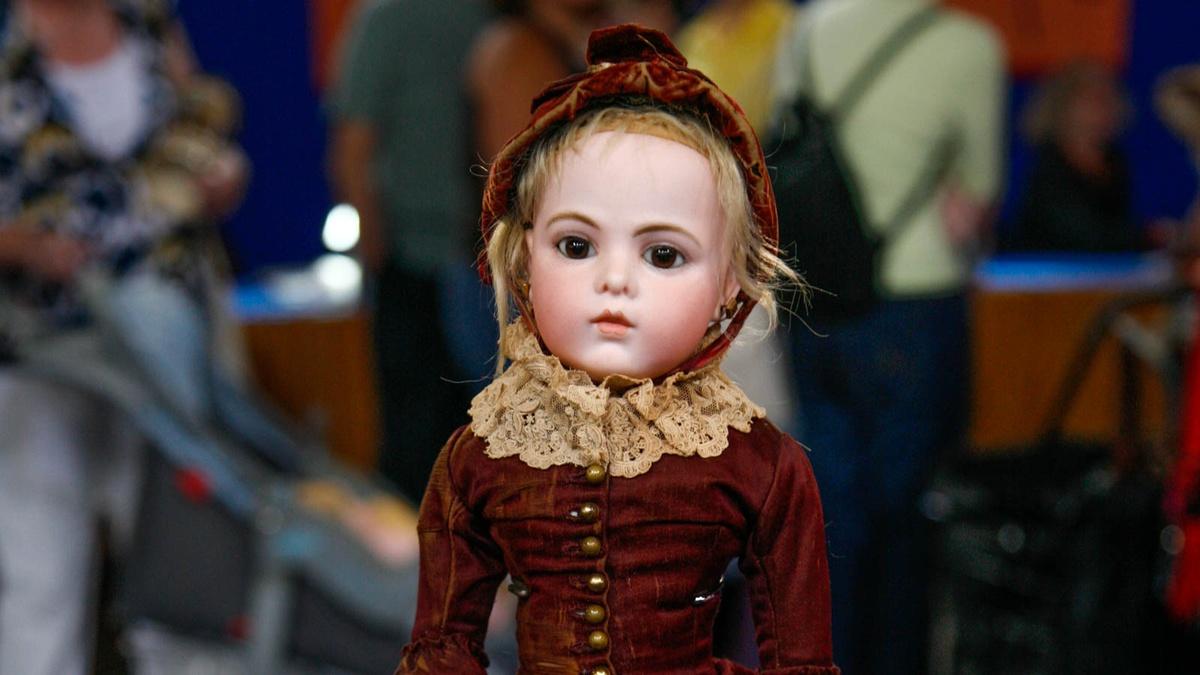Appraisal: French Bru Doll, ca. 1880 | Antiques Roadshow | THIRTEEN