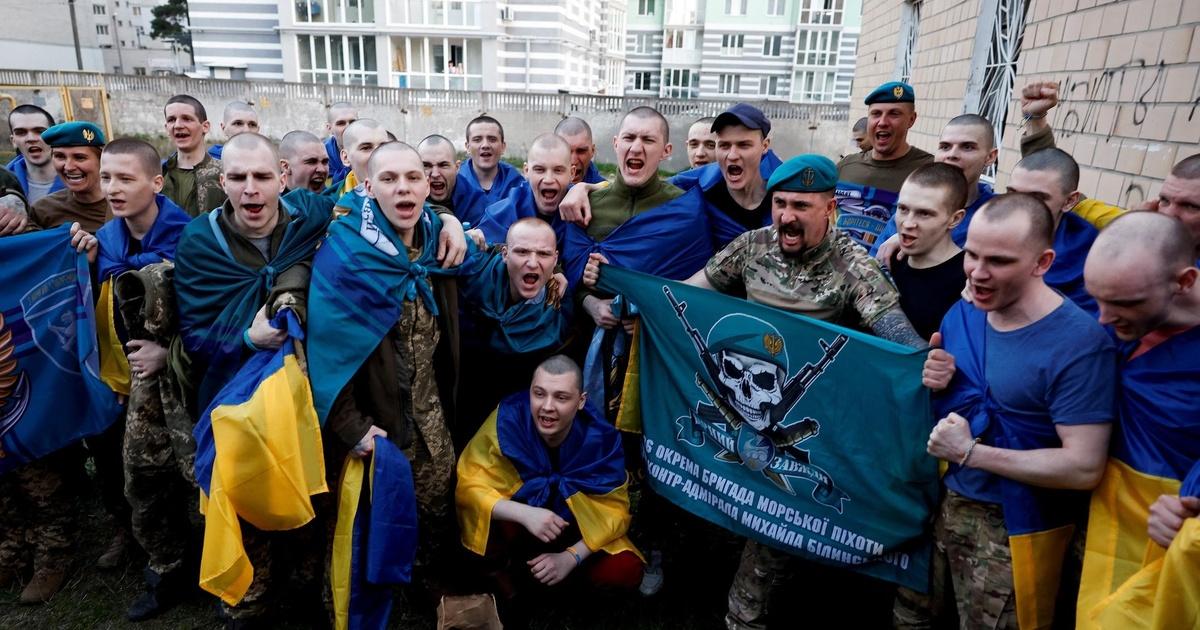 PBS News Hour | News Wrap: Russia, Ukraine swap POWs in temporary ...