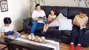 Parenting Minutes: Family Reading Adventures