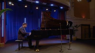 Thomas Torok Plays Beethoven (Full Performance)