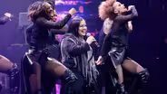 Lisa Lisa performs “I Wonder If I Take You Home” (Live!)