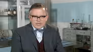 James Bradshaw on Dr. Max DeBryn
