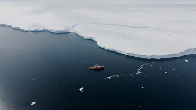 Voyage to Antarctica seeks to learn why a glacier is melting