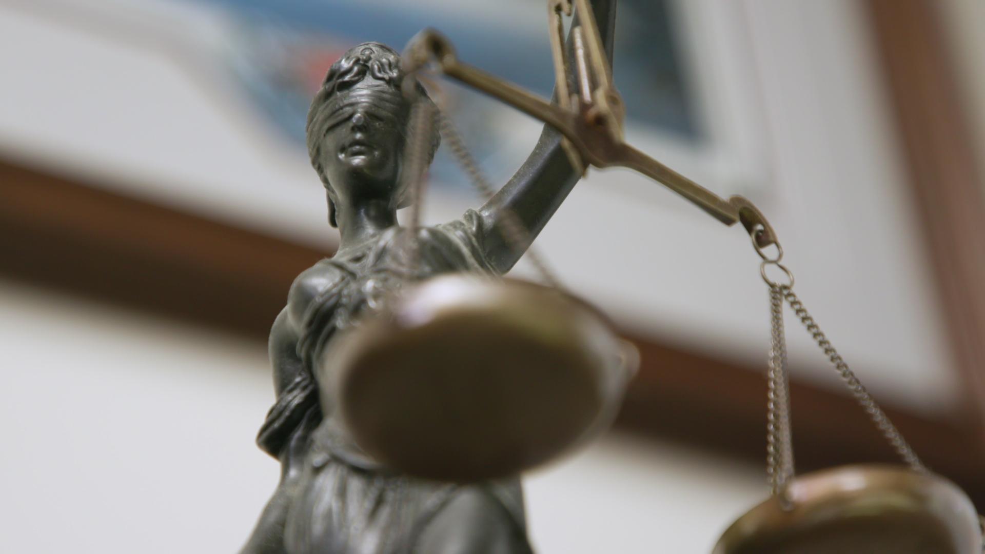 Why Wisconsin courts need more prosecutors, public defenders