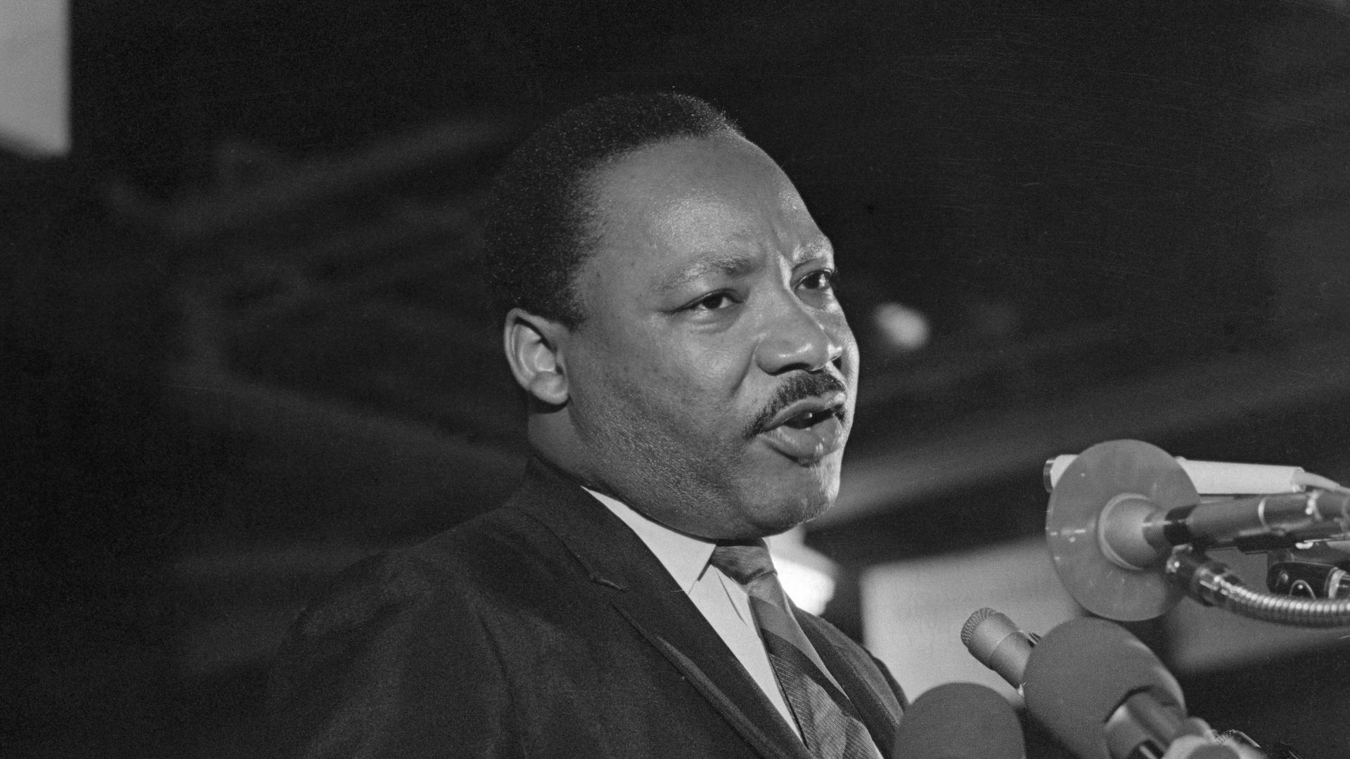 Activist who saw MLK Jr.’s last days is still fighting. | PBS NewsHour ...