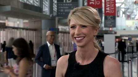 Video thumbnail: Book View Now Amy Cuddy at BookExpo America 2015