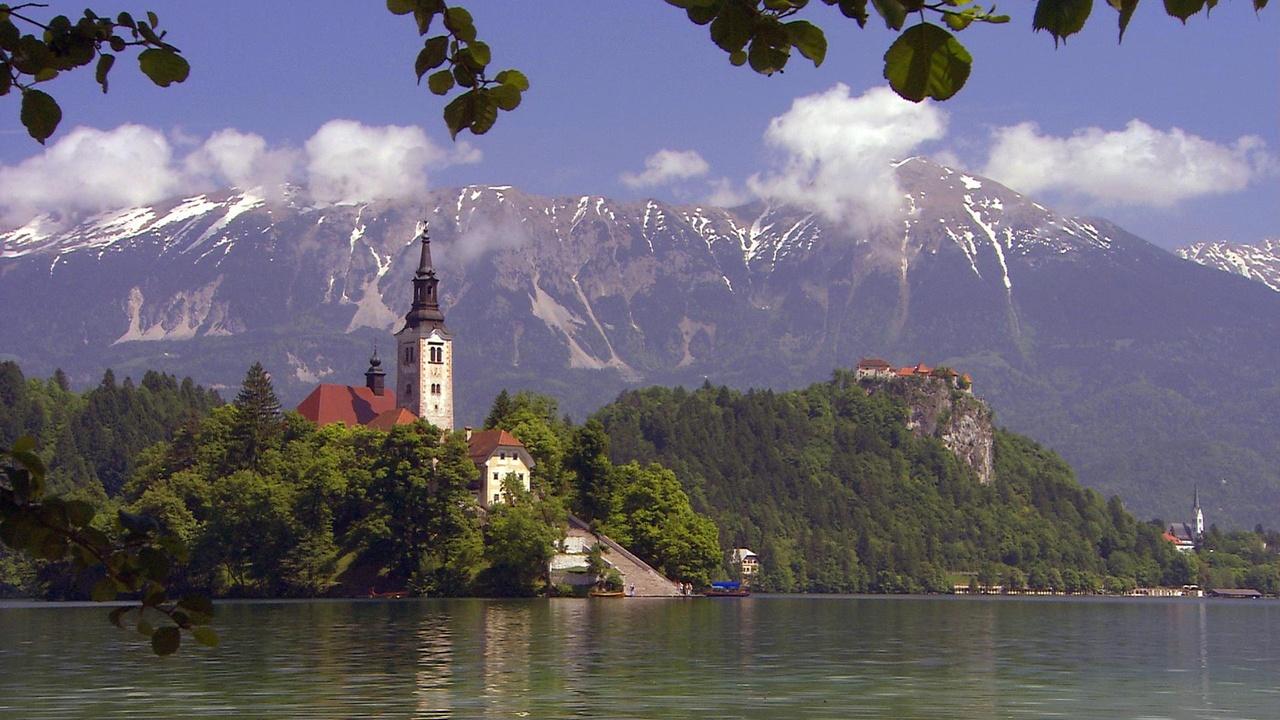 Rick Steves' Europe The Best of Slovenia airing Tue, Oct 20 10:00 am